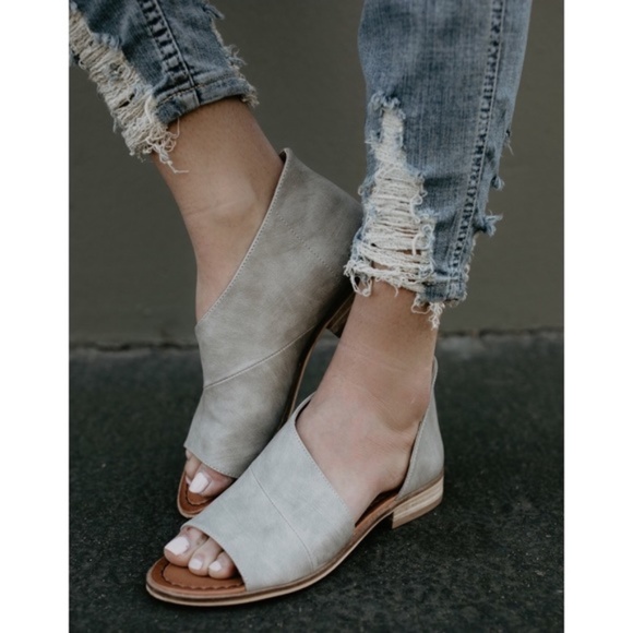 Couture Gypsy Shoes - GRAY CUTOUT PEEP TOE FLAT SANDAL